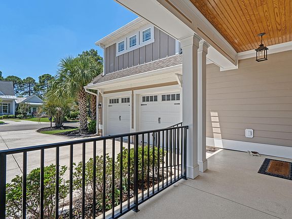 5th image of 2100 Clematis Ct.