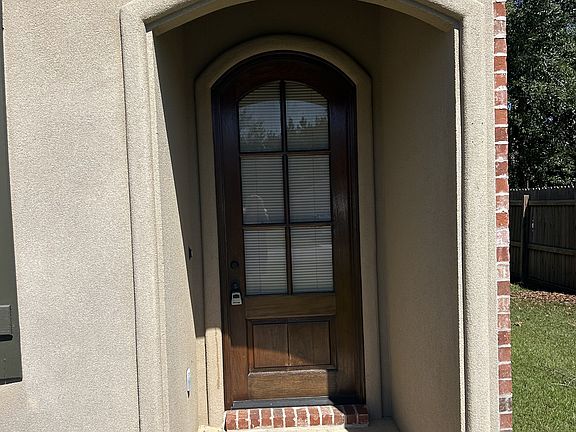 2nd image of 14056 Fox Hill Dr