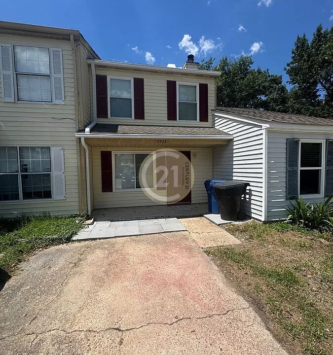5723 Constance Ct