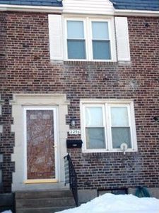 2296 S Harwood Ave, Upper Darby, PA, 19082