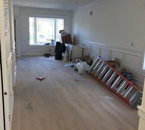 3rd image of 56 Conrad Ave