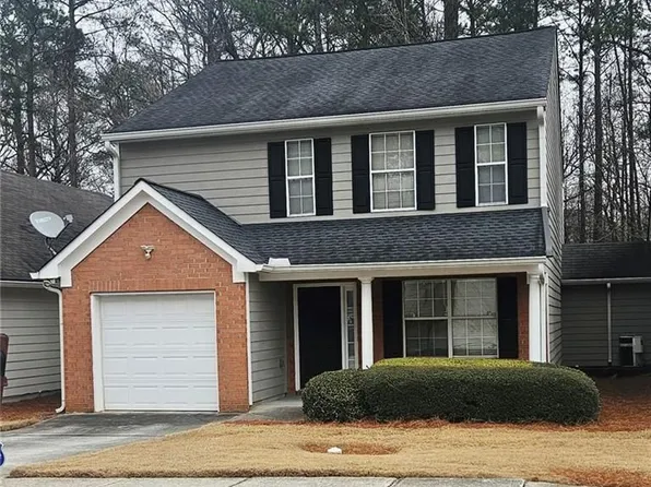 561 Hillandale Park Dr, Lithonia, GA 30058