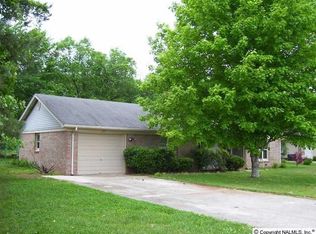 124 Bullard Rd, Hazel Green, AL 35750