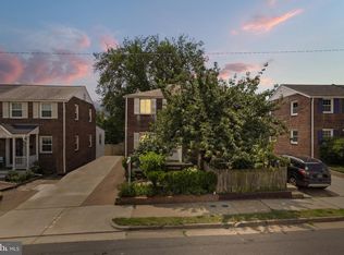 206 S Glebe Rd, Arlington, VA 22204