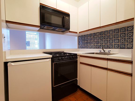 4th image of 229 E 96th St APT 3fe