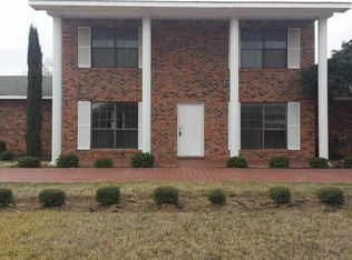 1002 Crestview Dr, Laredo, TX 78045