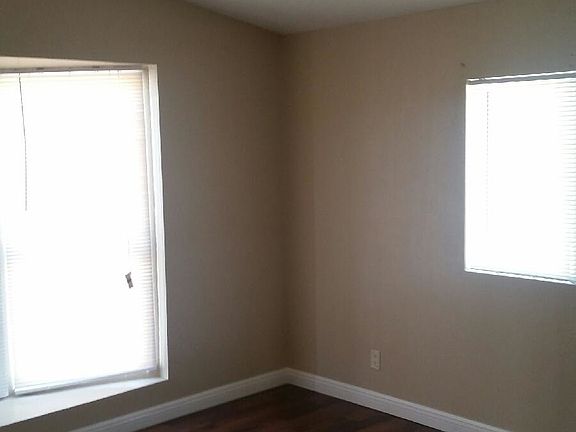 4th image of 41900 Ivy St Space 33