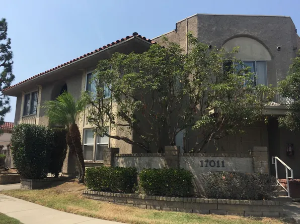17011 Sims Lane, 17011 Sims Ln #6, Huntington Beach, CA 92649