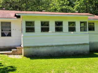 373 20th Ave N, Gruetli Laager, TN 37339