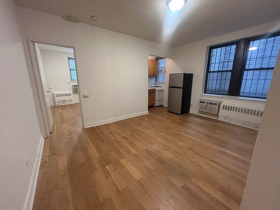 2nd image of 110 Sullivan St Unit 1P