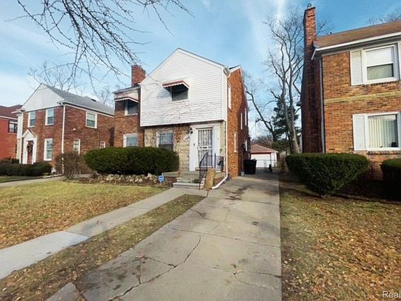 4th image of 16144 Prest St