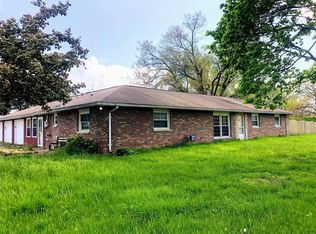 5046 Seminary Rd, Alton, IL 62002