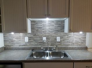 805 S Willis Ave, Independence, MO 64052
