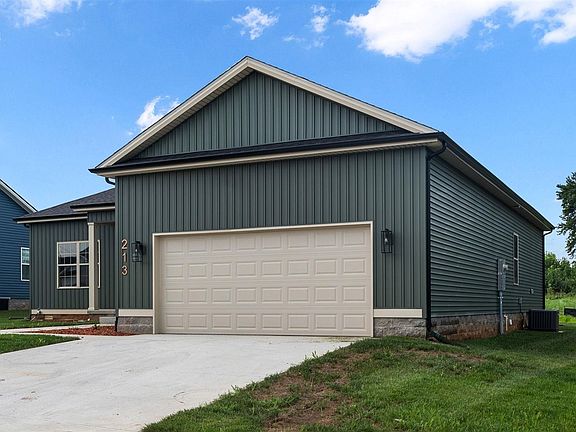 3rd image of 213 Goldenrod St