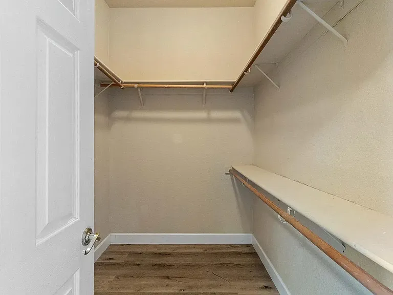 8862 Laguna Star Dr — Photo 24