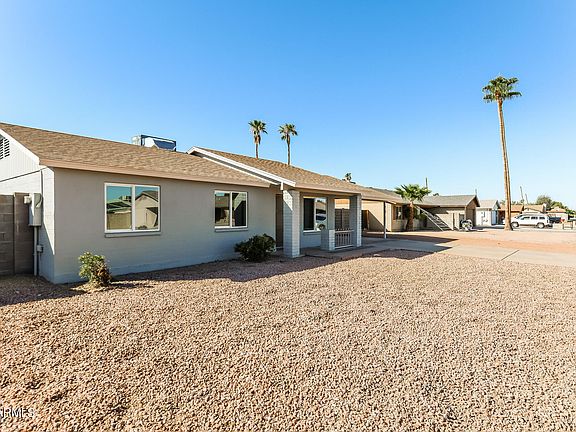 2nd image of 4801 W DAHLIA Drive