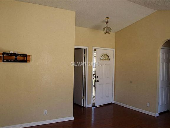 3rd image of 5744 Ballinger Dr