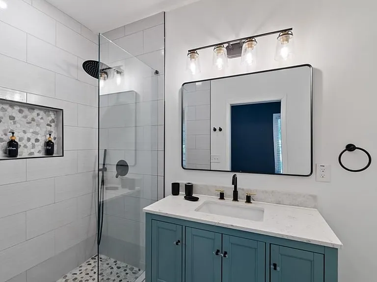 2352 Herring Rd SW — Photo 21