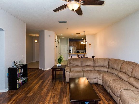 4th image of 13950 Dove Wing Ct