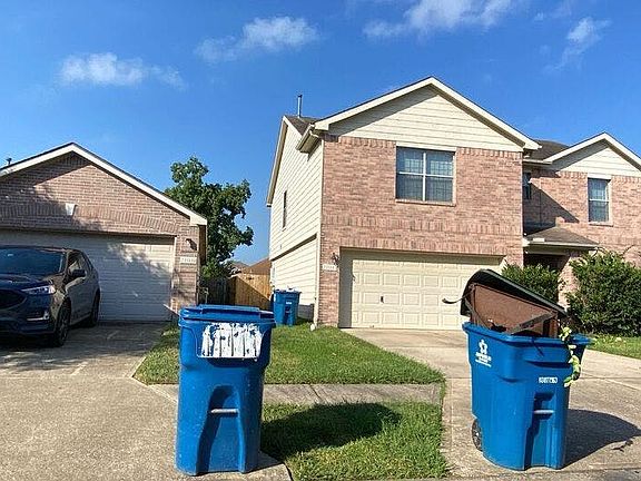 3rd image of 21035 Kenna Cove Ln