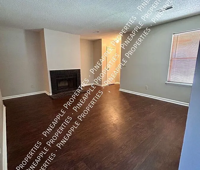 184 Dorchester Manor Blvd #A — Photo 5