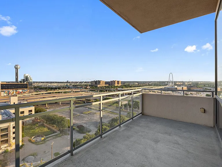 2200 Victory Ave #1105 — Photo 23