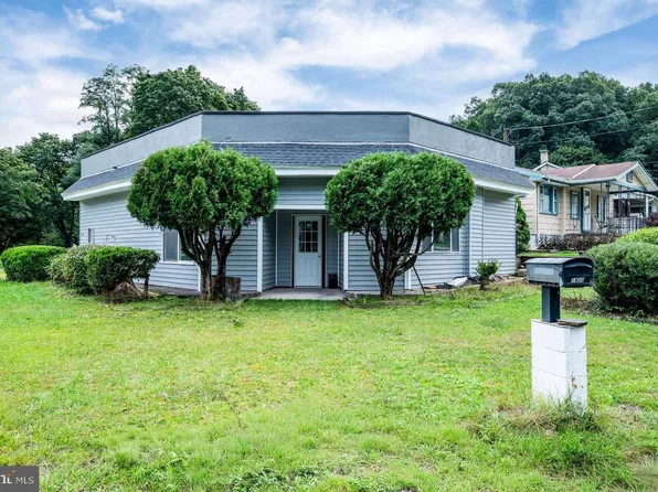 1800 Mount Laurel Rd, Temple, PA 19560