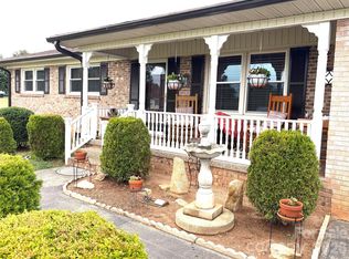 312 Old Belwood Rd, Belwood, NC 28090