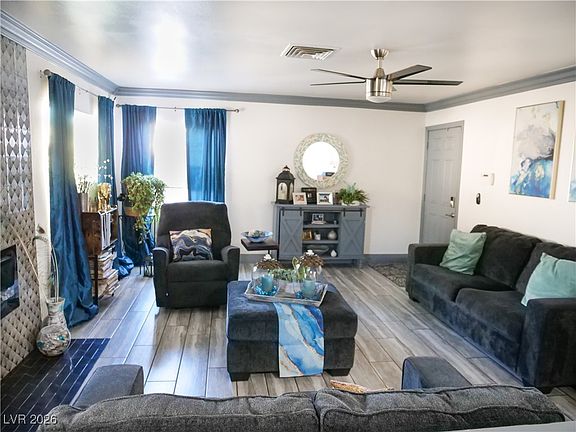 4th image of 4183 Laurel Park Ave