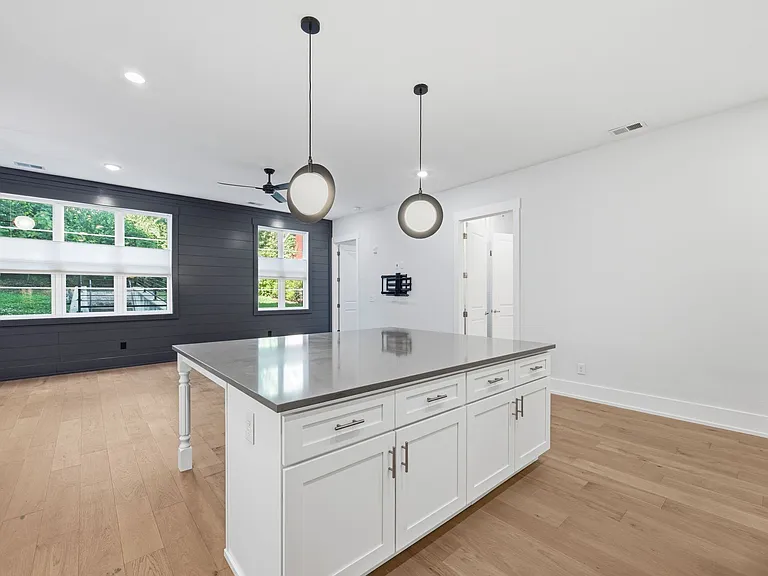 119 Acklen Park Dr #101 — Photo 7