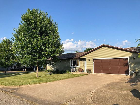 3rd image of 1408 8th St