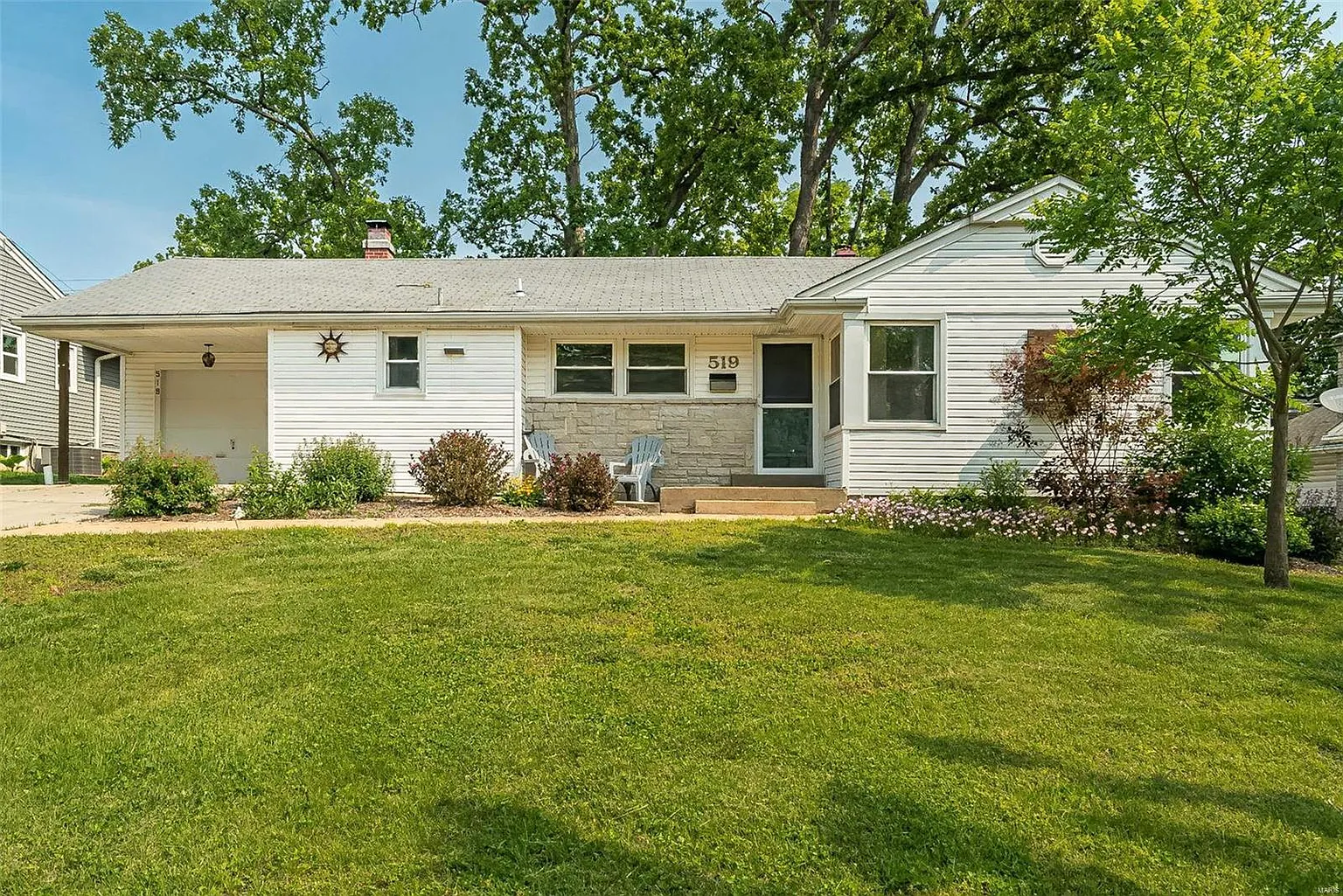 519 Forest Green Dr photo 1