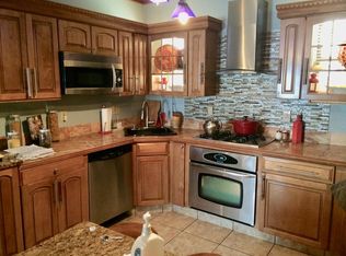 6 Spring Garden St FLOOR 2, Dorchester, MA 02125