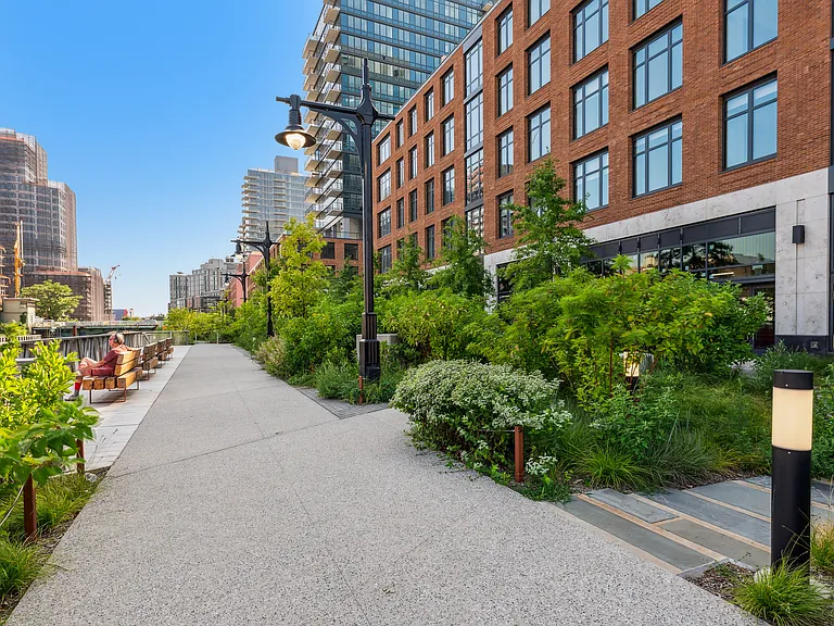 500 Degraw St #439 — Photo 17