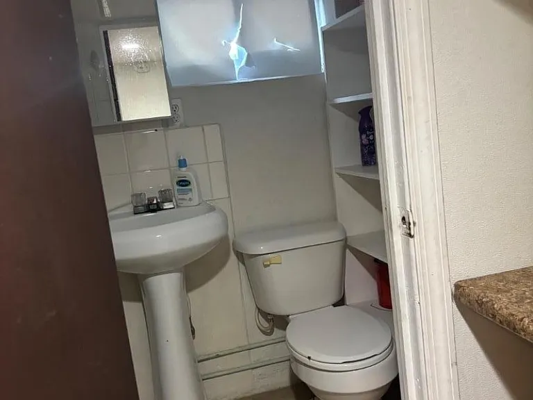 208 Astor St — Photo 10