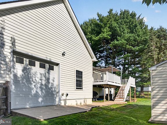 3rd image of 2703 Blue Ball Rd