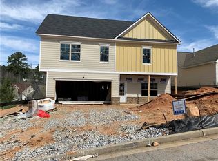 5015 Buckeye Pl, Atlanta, GA 30349