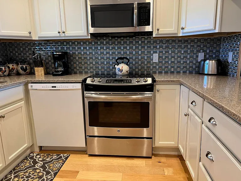 52 Yacht Club Dr #308 — Photo 10