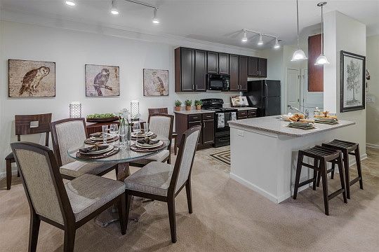 2nd image of 2101 Dogwood Dr APT 205