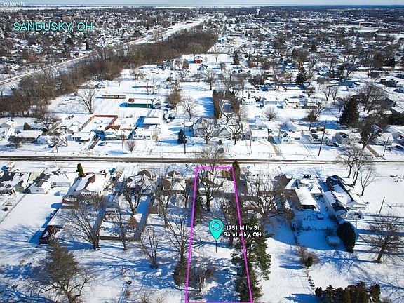 3rd image of 1751 Mills St