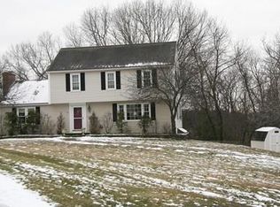 37 Woodridge Rd, Marlborough, MA 01752