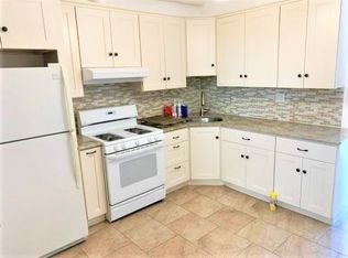 159 Lorimer St #3G, Brooklyn, NY 11206