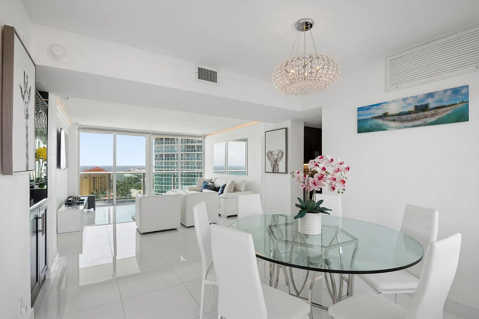 2 bed, 2.0 bath, $7,000 — Photo 1