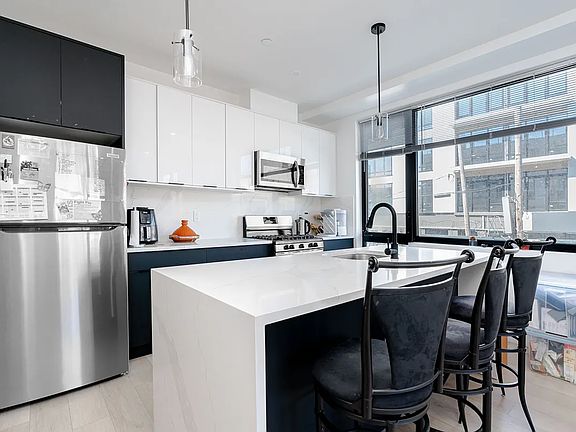 2nd image of 38-02 Broadway #2Q