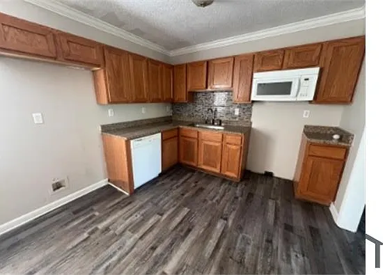 1904 Priscilla Ln NW #1 — Photo 7