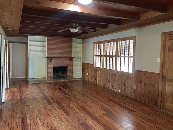 5th image of 1705 Rosewood Ave