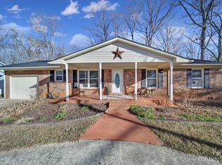 820 Lakeside Cir, Lancaster, SC 29720