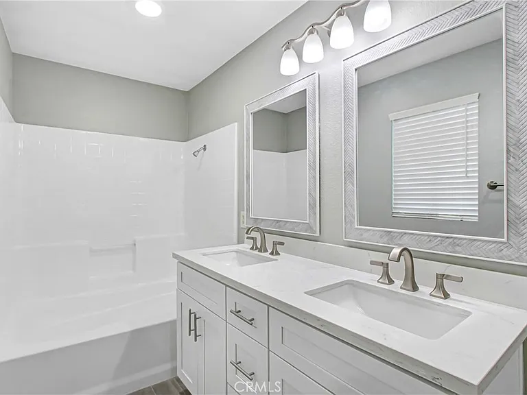 11841 Gage Dr — Photo 15