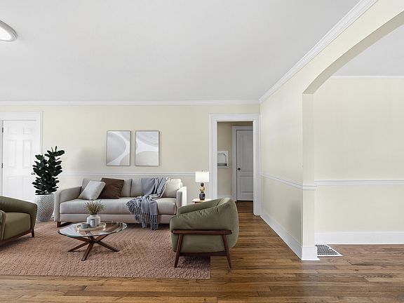 5th image of 513 Raleigh St