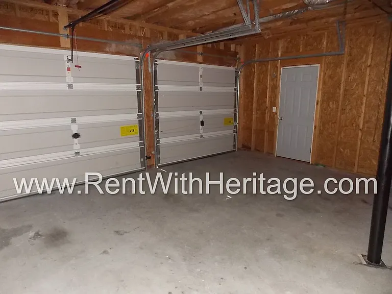 6392 Harvester Cir — Photo 21